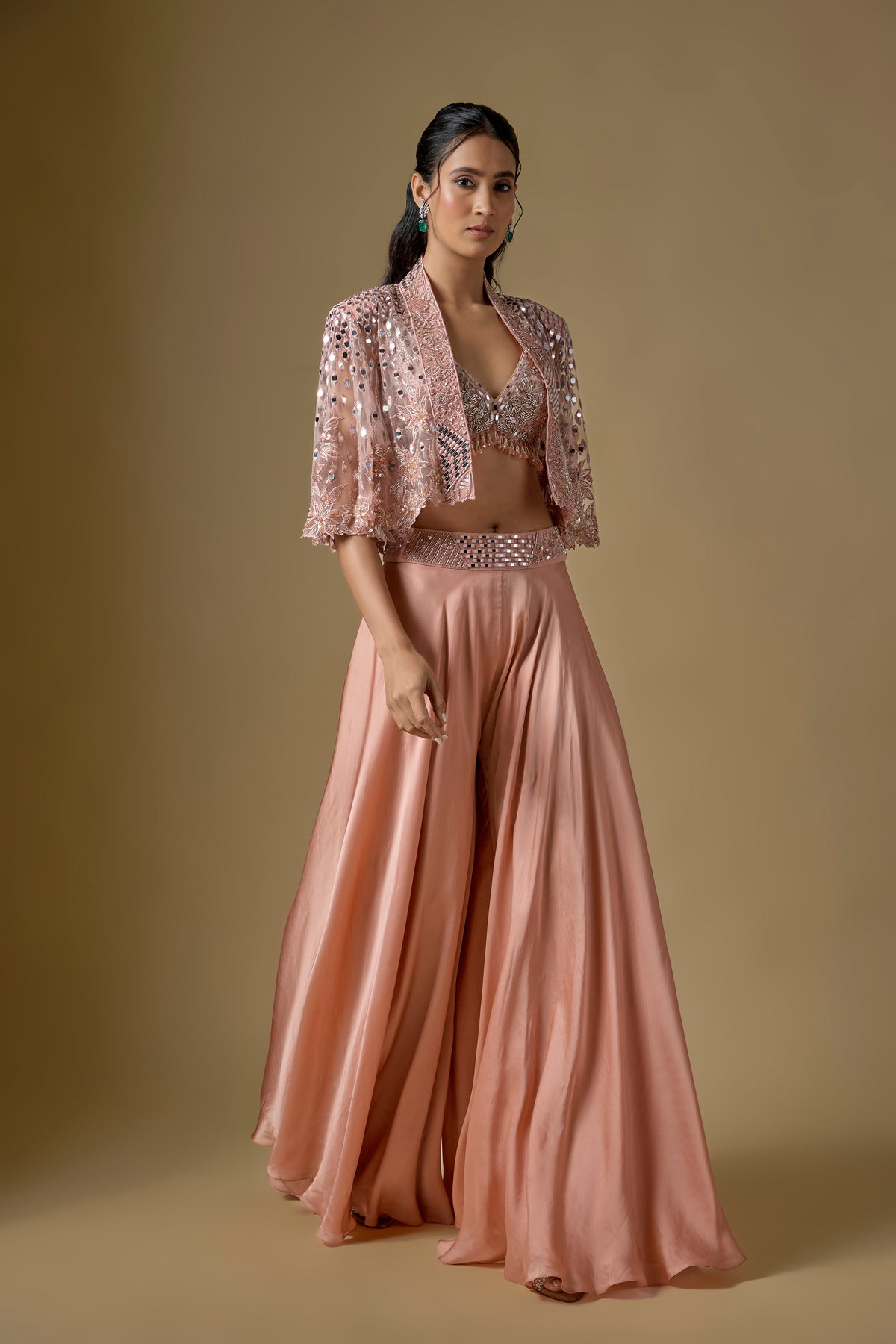 Isla sharara cape set