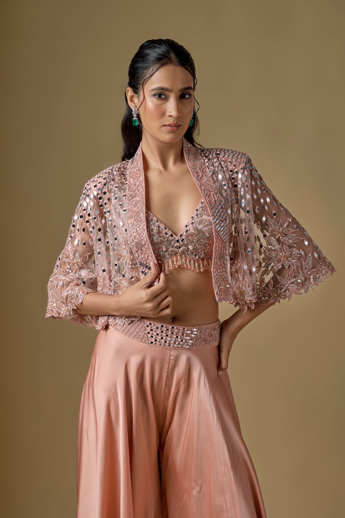 Isla sharara cape set