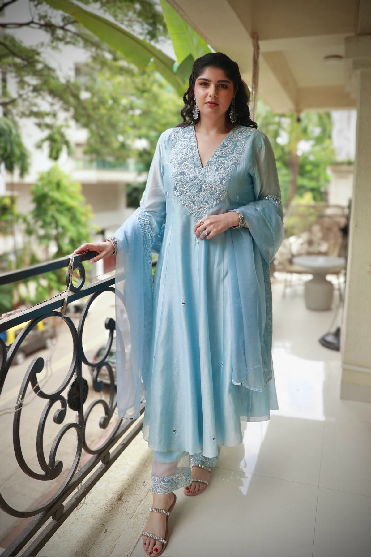 Aven Anarkali Set